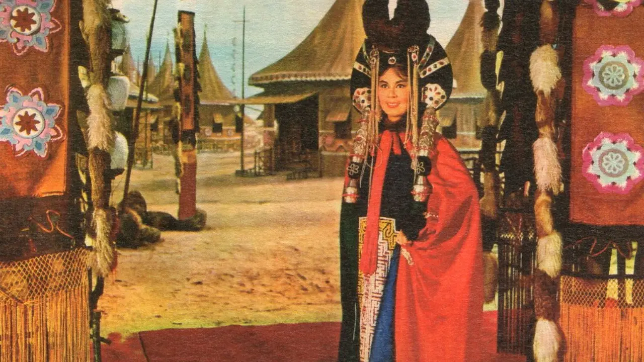 Beyond the Great Wall backdrop